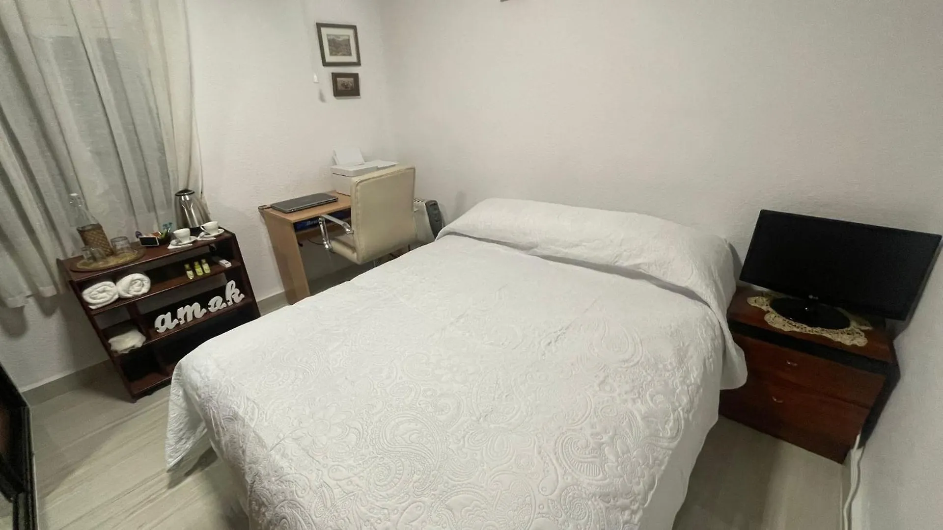 Habitacion Granada Homestay