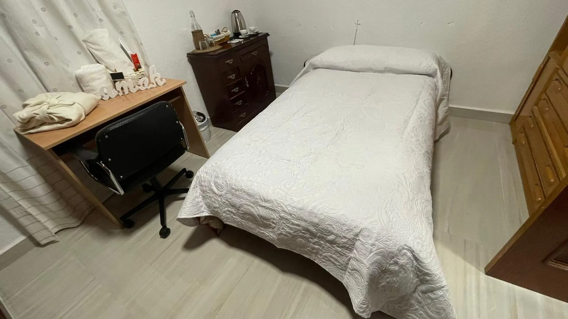Homestay Habitacion Granada