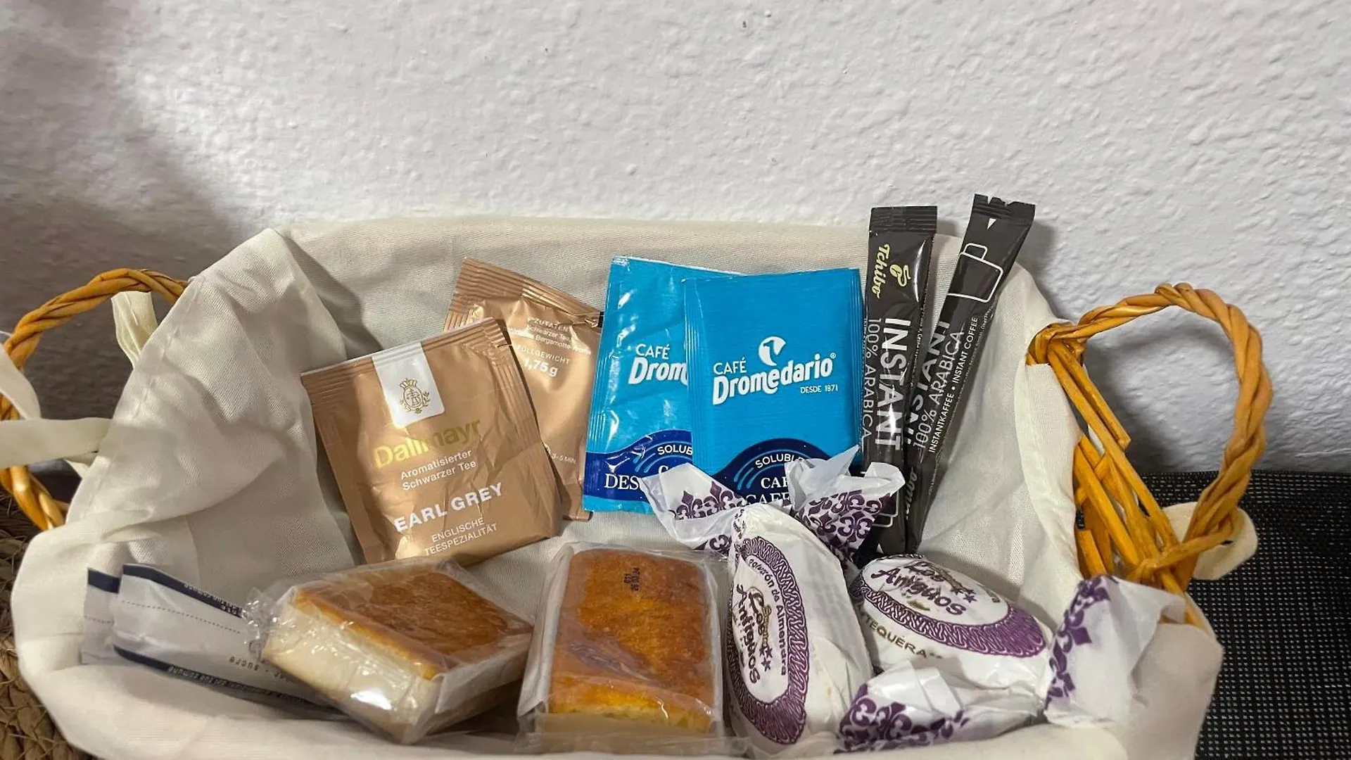ホームステイ Habitacion グラナダ スペイン